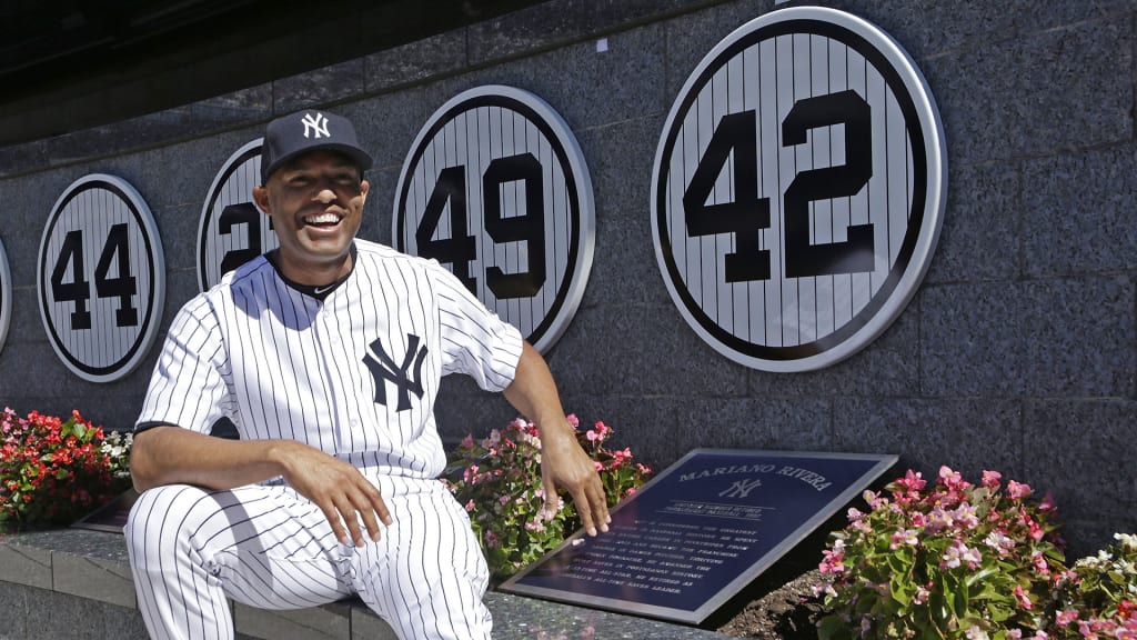 Yankees jersey worn by Mariano Rivera