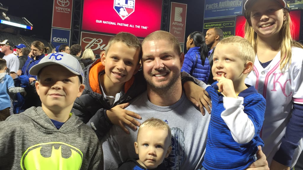 "I feel lucky to be able to miss them," Ryan Madson said of his five kids. "I'm lucky to have this problem." (Madsons)