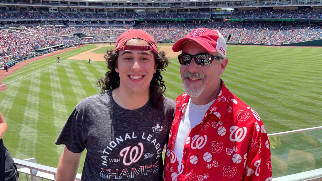 Juan Soto's dad was the best part of the Nats' on-field