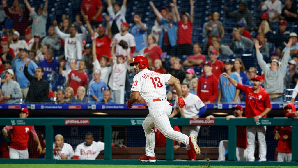 Rodriguez_Sean_hitting_home_20190826