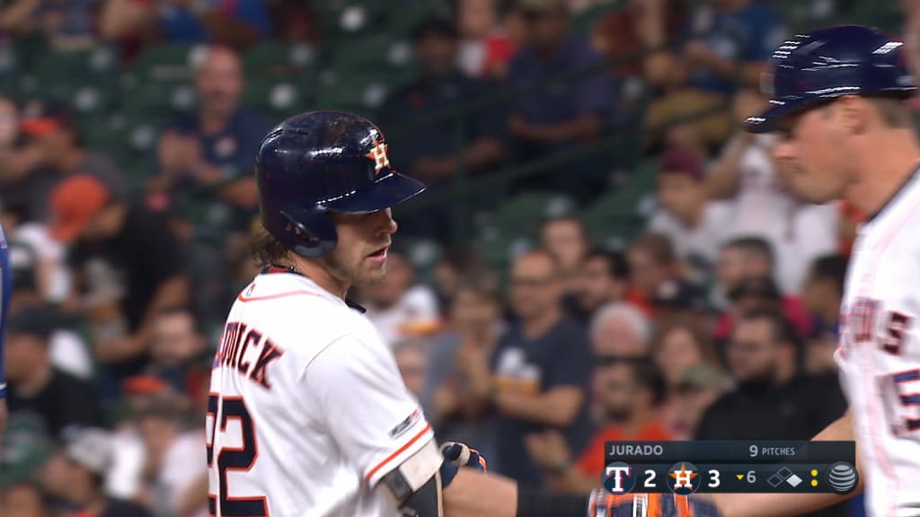 Josh Reddick uses bat, glove to lift Astros past Orioles