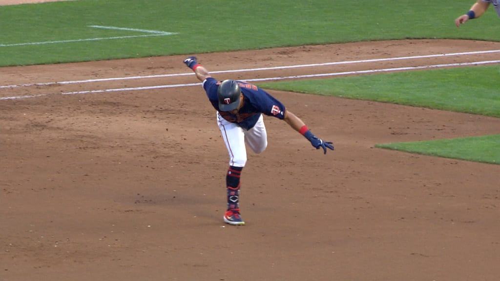 Rosario leaves with injury 