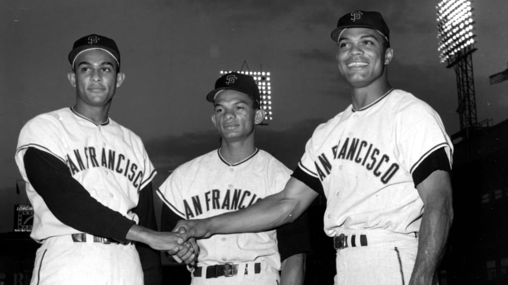 From left: Jesús, Matty and Felipe Alou.
