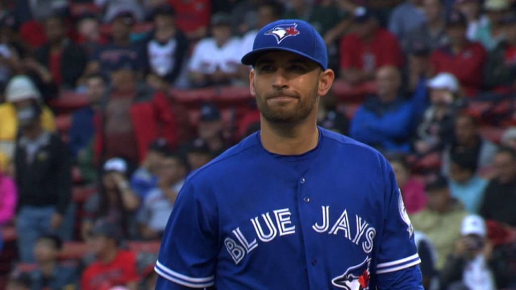 Marco Estrada re-signs with Toronto Blue Jays for two years