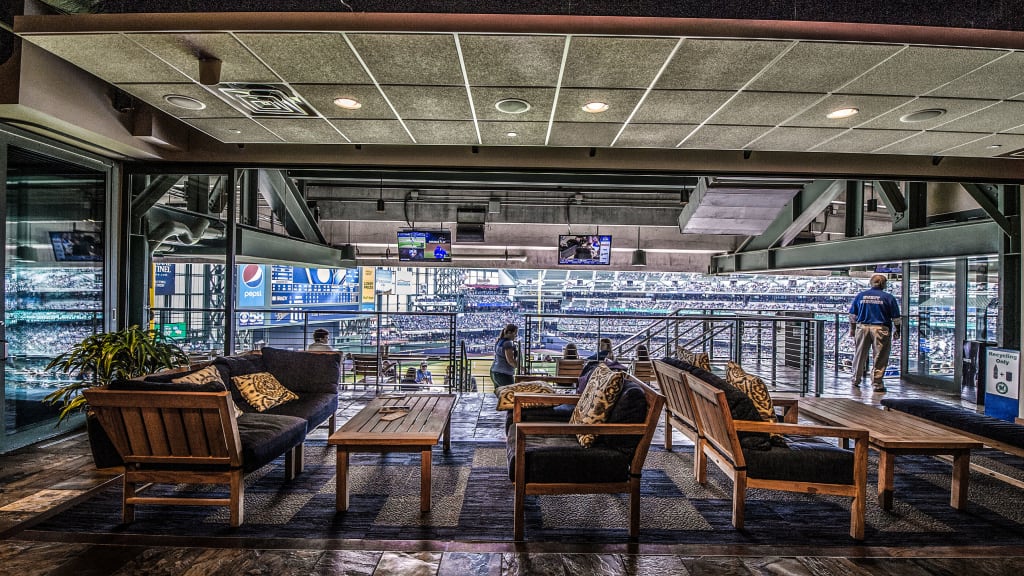 Reserve Now  Milwaukee Brewers Suites