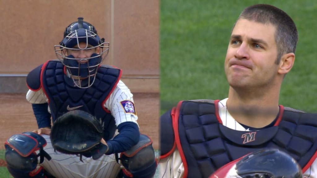 Joe Mauer doubles, catches in Twins finale