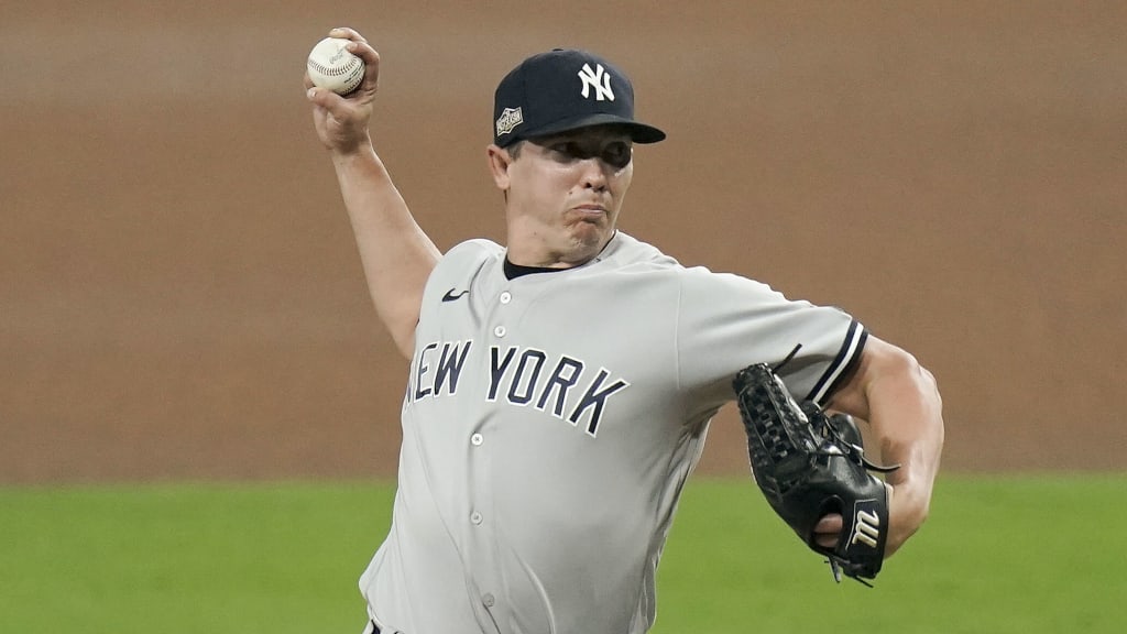 Clint Frazier on catch, stance, 04/27/2021