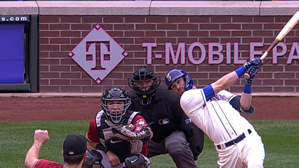 Haniger blasts 2-run HR to solidify Giants' lead over Rockies