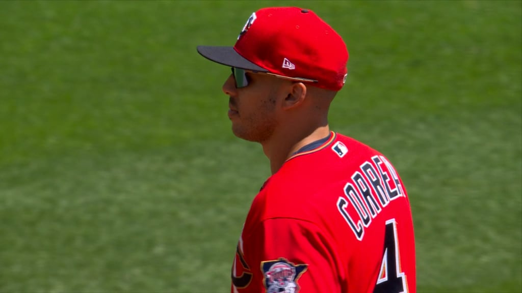 Jose Miranda Takes Hader Deep for Walk-Off Homer