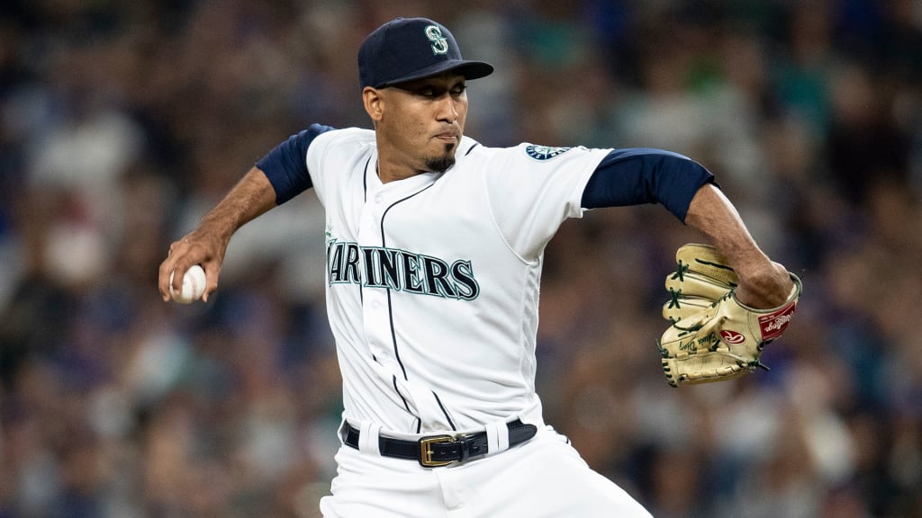 Edwin Diaz in pursuit of saves record