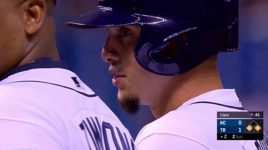 Adames' RBI single after review