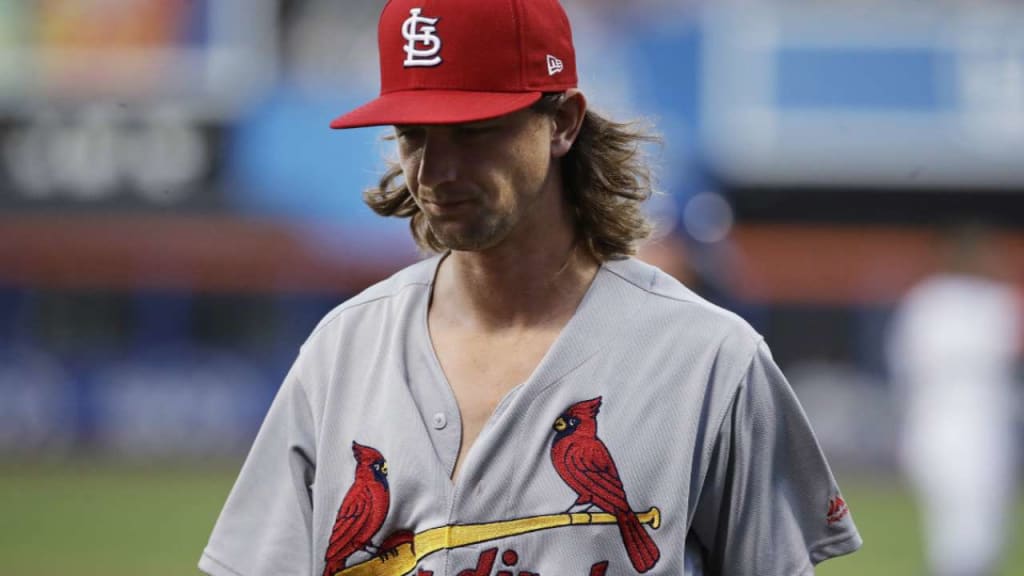 St. Louis Cardinals: Cardinals trade Mike Leake to the Mariners
