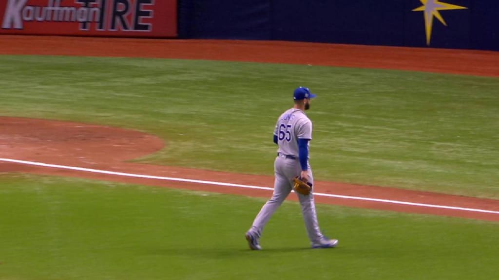 Junis strikes out Gomez
