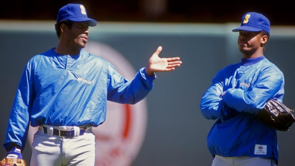 Ken Griffey Jr. of the Seattle Mariners runs in from the outfield News  Photo - Getty Images