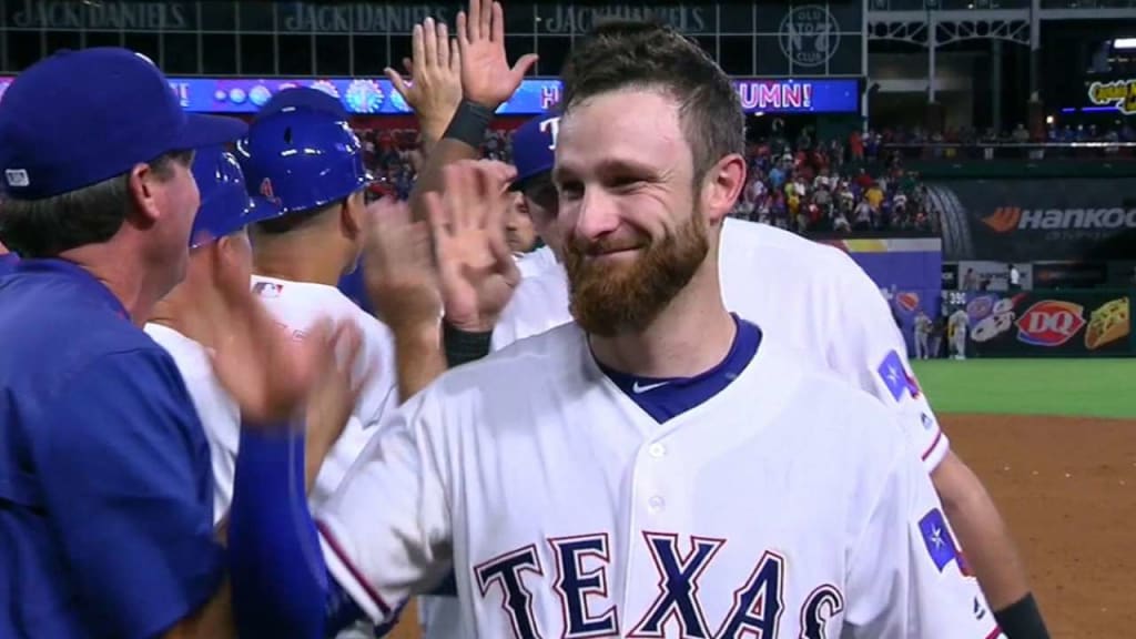 Texas Rangers catcher Jonathan Lucroy to play for Team USA in 2017 World  Baseball Classic - ESPN