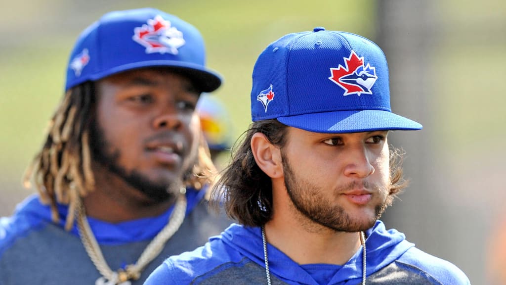 New Blue Jays batting practice cap just as horrible as expected