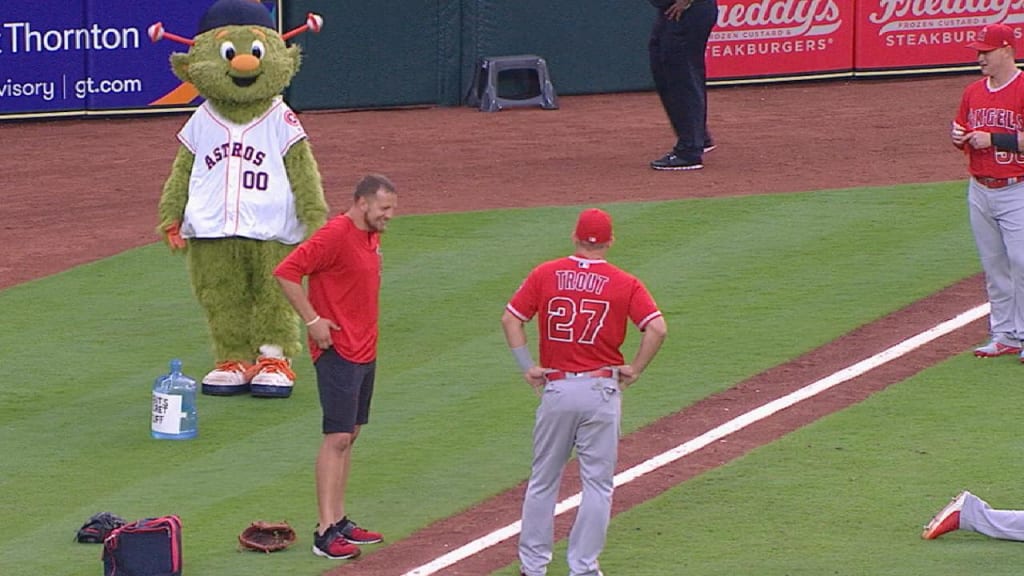 Fishin' for an Angel: Trout turns tide on Astros mascot Orbit