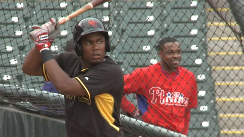 Jesuit product Josh Bell's Major League debut was a hit