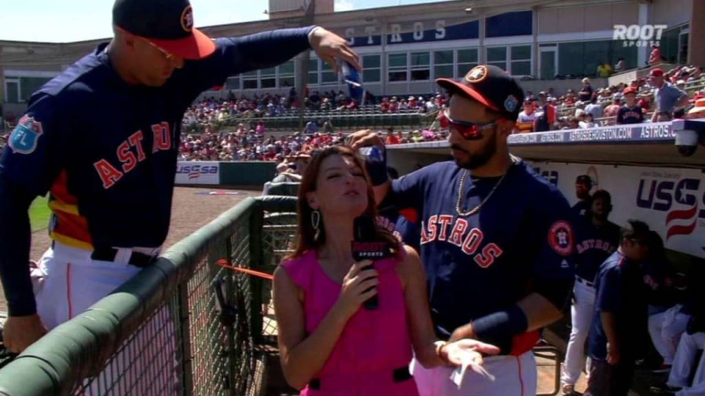 Astros have fun in the dugout