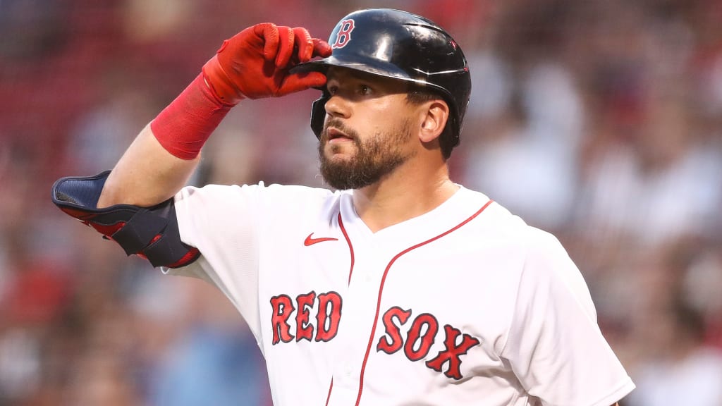 It was an ugly win.' Nothing came easy in Red Sox' victory over