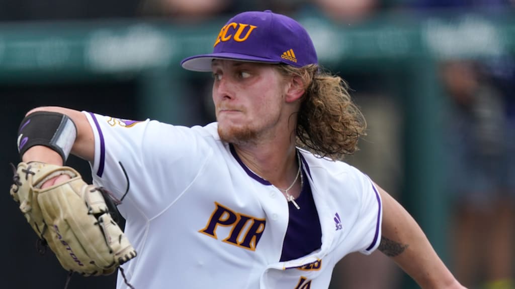 Baseball Takes Top-15 Matchup from ECU - Mississippi State