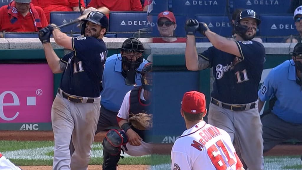 Moustakas' 2-HR, 5-RBI game