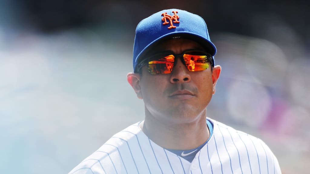 NY Mets introduce Luis Rojas as new manager