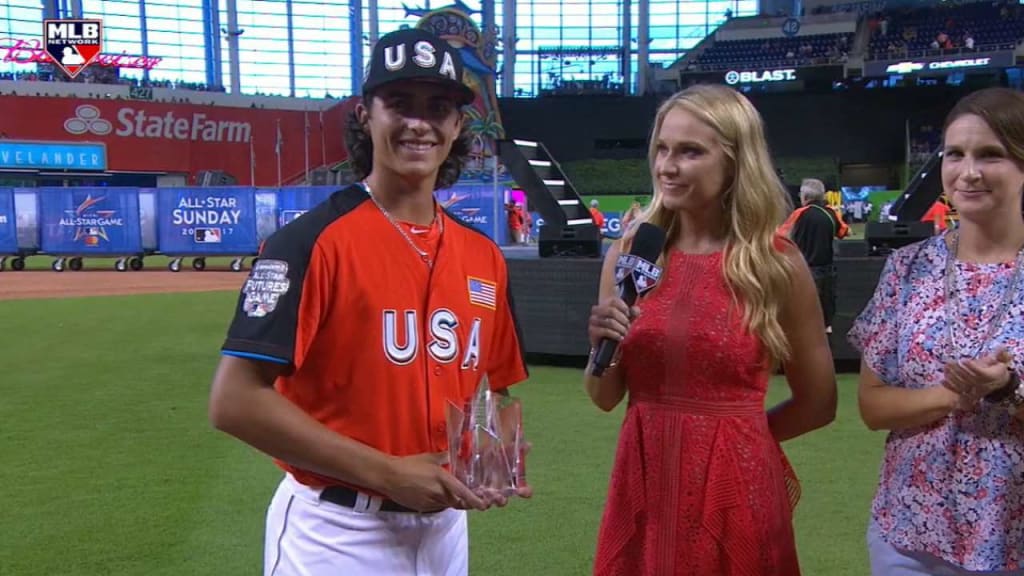 Futures Game MVP Yoan Moncada leads World win