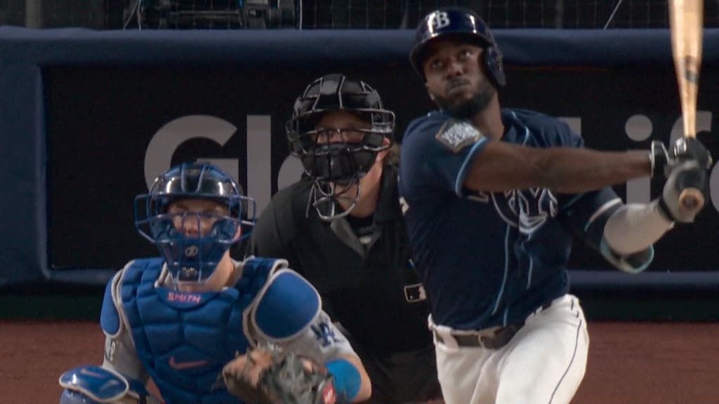 Twins: Byron Buxton's stunned reaction to unreal home run robbery