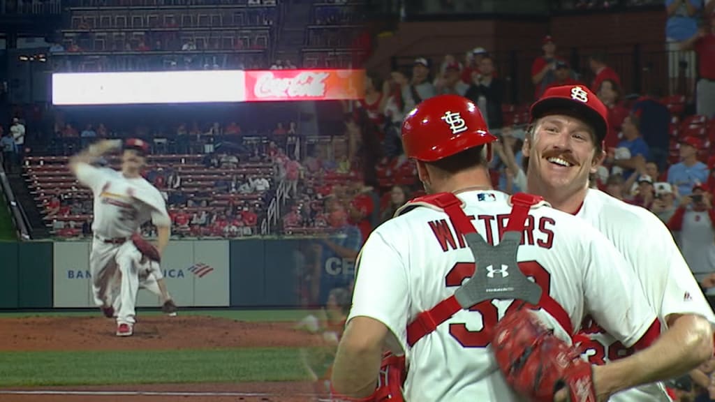 Mikolas, O'Neill lead Cardinals to 7-0 win over Pirates