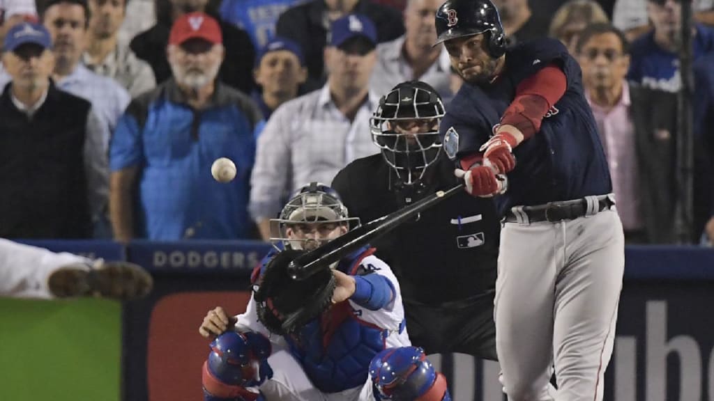 Brock Holt goes deep to spark Red Sox