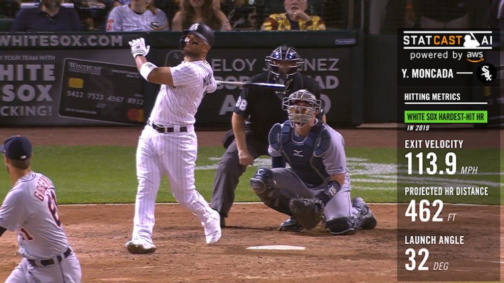 Statcast: Moncada's booming homer