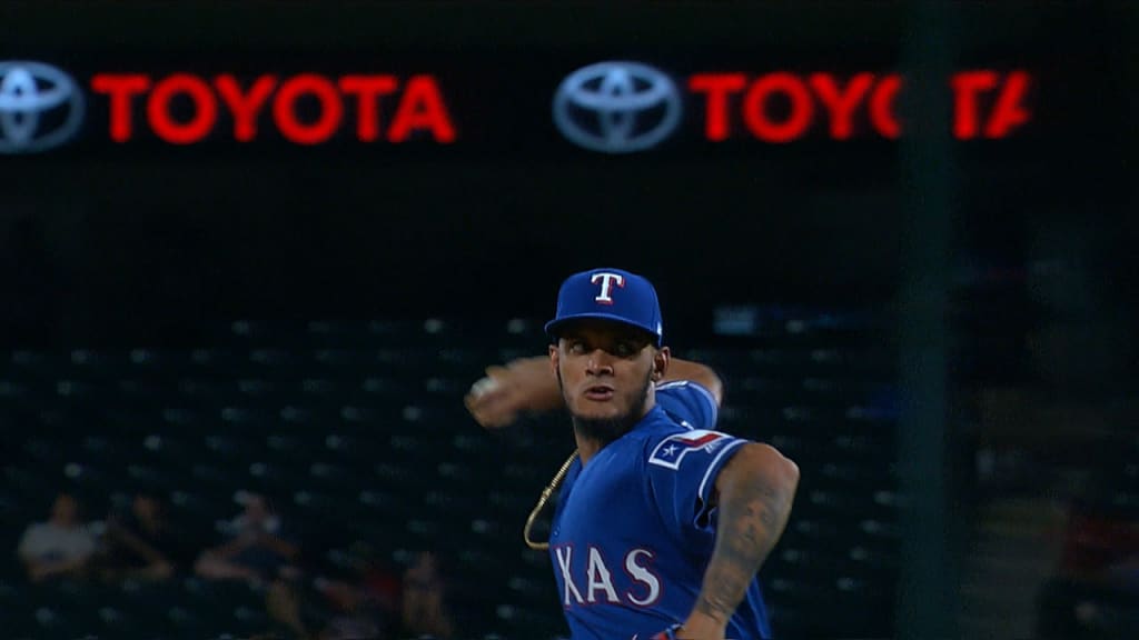 Jonathan Hernandez's role in Rangers' bullpen becoming clearer