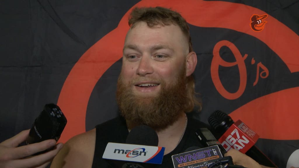 Andrew Cashner's beard: Boston Red Sox's newest pitcher put beard clause in  contract, hasn't shaved since 2016 