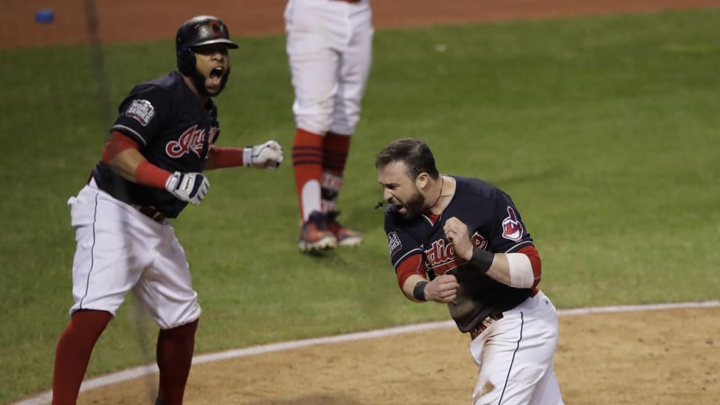 Cubs Catcher David Ross Hit a Huge Home Run in Game 7 — His Final