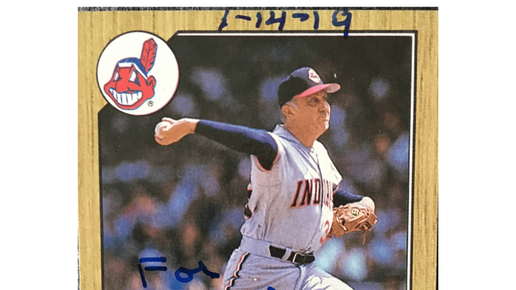 Carlos Baerga - Cleveland Indians (MLB Baseball Card) 1991 Fleer