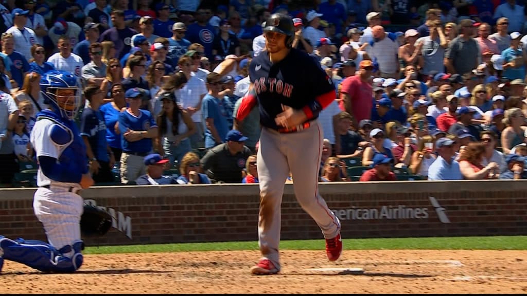 Red Sox's Jarren Duran jaws at Royals fans during tough 7th inning