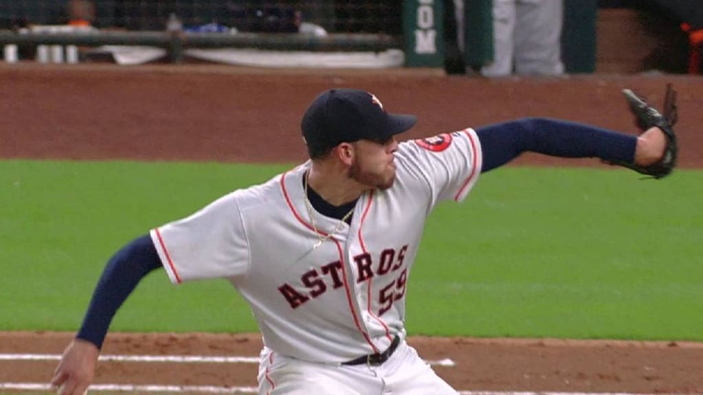Musgrove escapes a jam