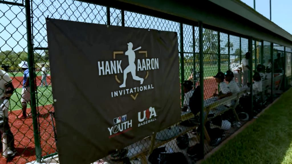 Lending a Hand - Hank Aaron Invitational 2022