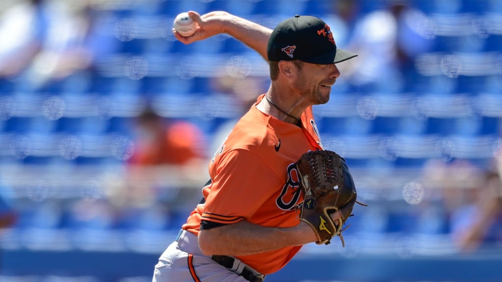 Padres option pitcher Wade LeBlanc