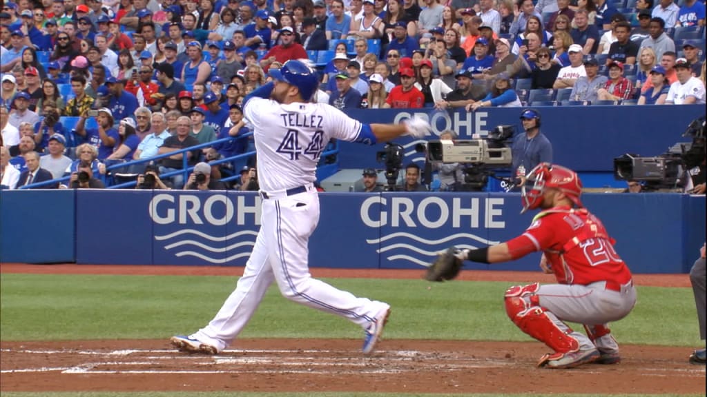 Tellez's 3-run jack