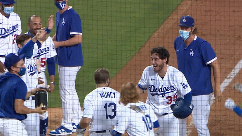 Dodgers' Cody Bellinger has new World Series celebration after injury