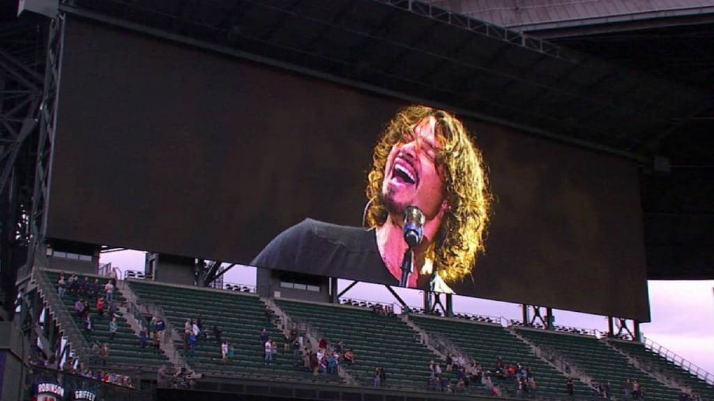 Mariners remember Chris Cornell