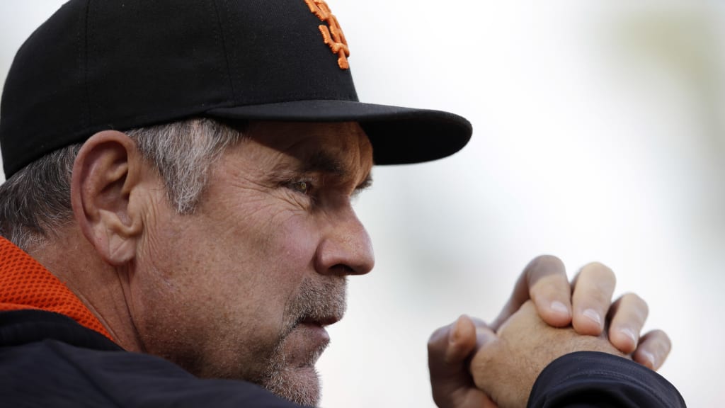 Bruce Bochy watches as the Giants face the Chicago Cubs in San Francisco. (AP)