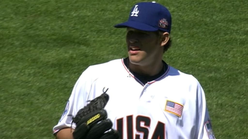 Watch a 19-year-old Clayton Kershaw pitch for Team USA in the 2007