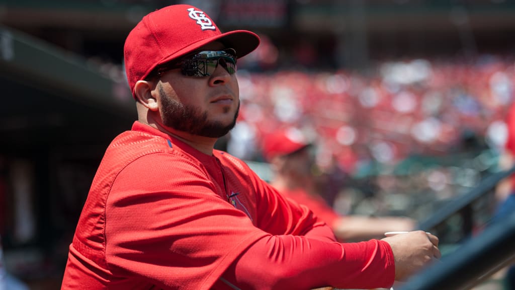 Cardinals shortstop Jhonny Peralta has been sidelined since early March after tearing a ligament in his left thumb. (AP)