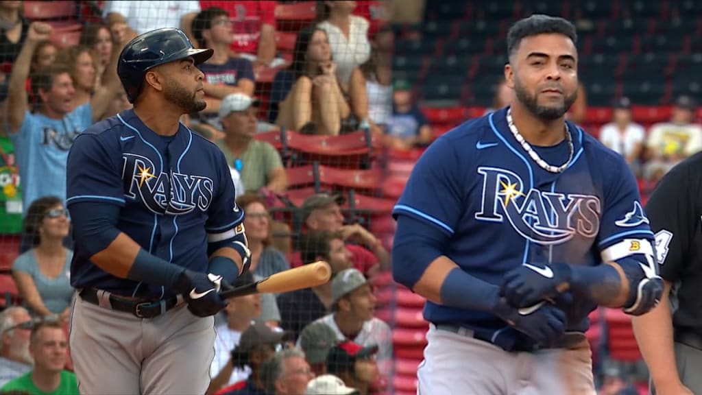 Tampa Bay Rays Nelson Cruz hits weird home run (Video)