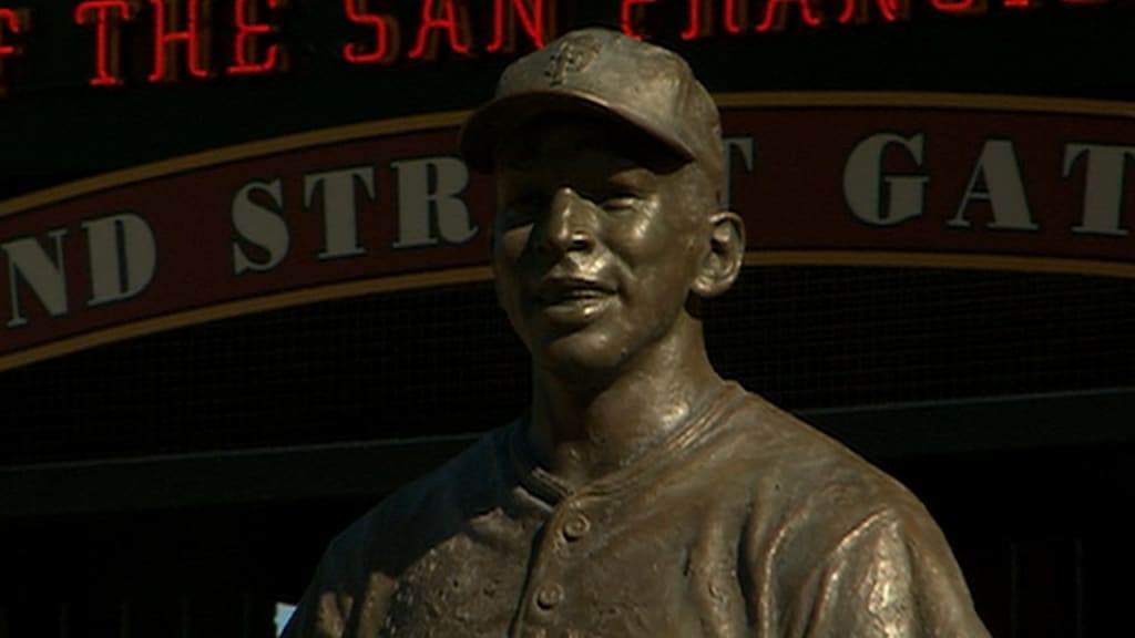 Orlando Cepeda attends Cardinals-Giants game