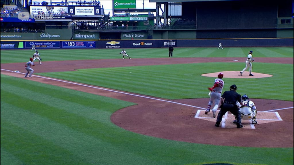 Jack Flaherty earns seventh straight win vs. Brewers