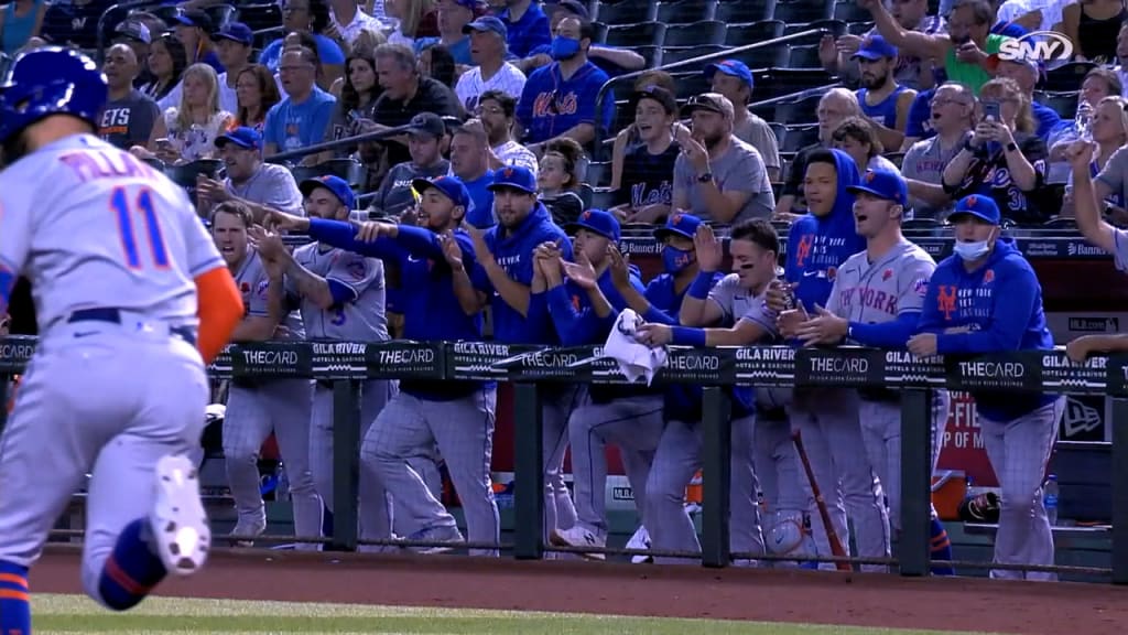 NY Mets' Kevin Pillar gets hit by 94 MPH Pitch IN THE FACE